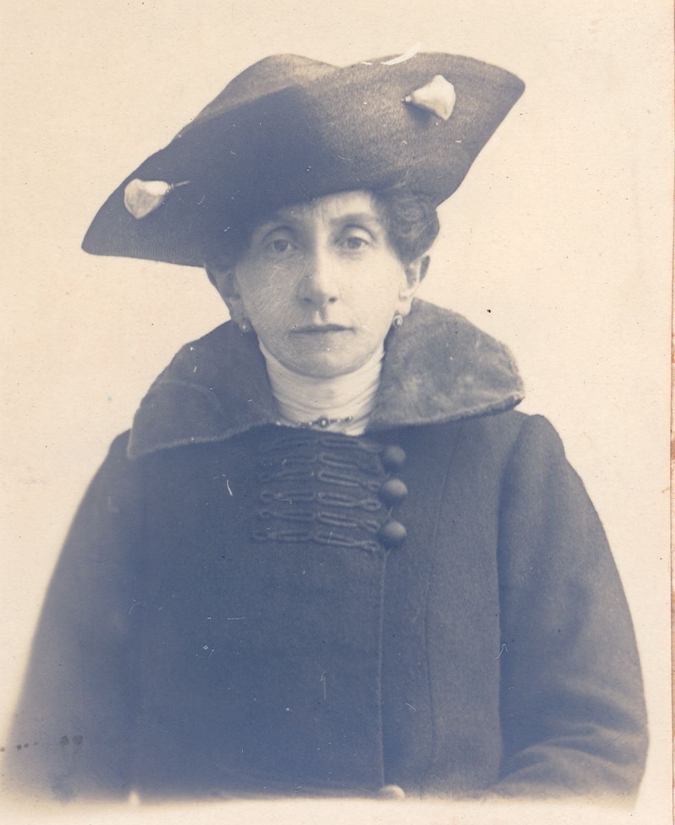 Portret van Clara Philips