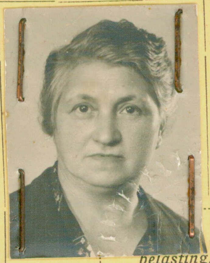 Portret van Clara Philips