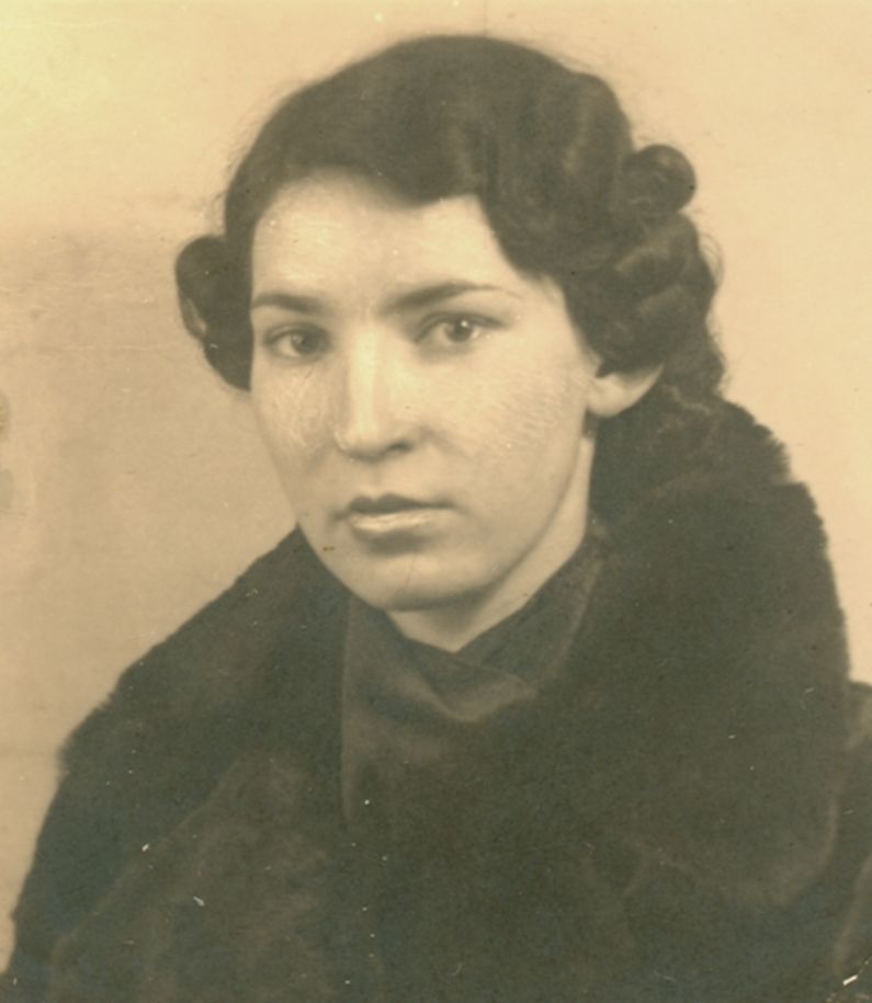 Portret van Betje Abas