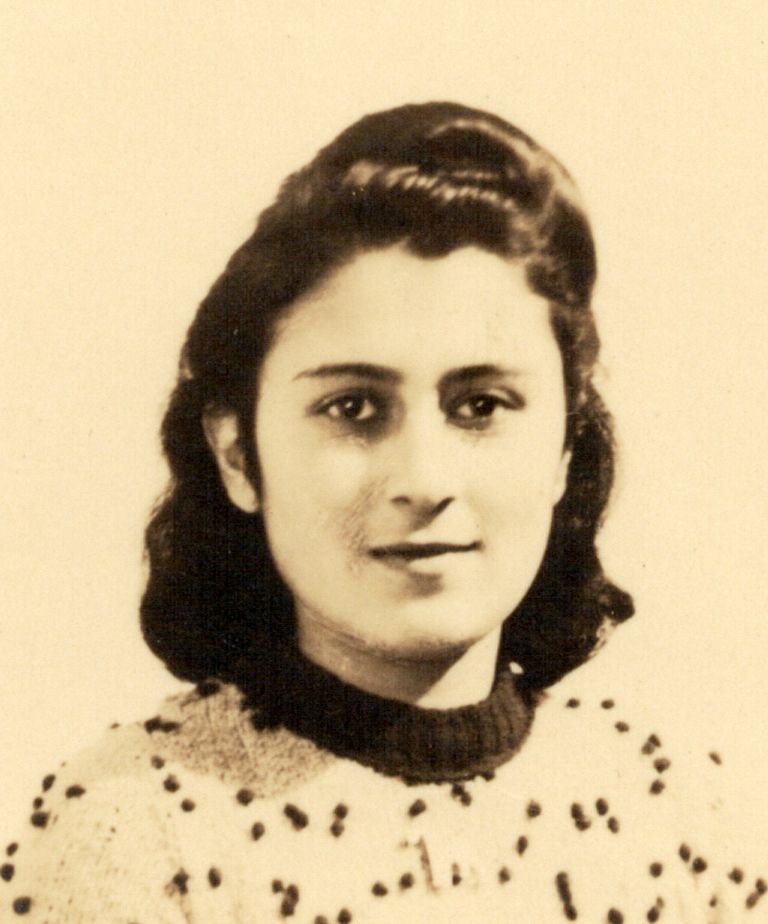 Portret van Esther Michelson