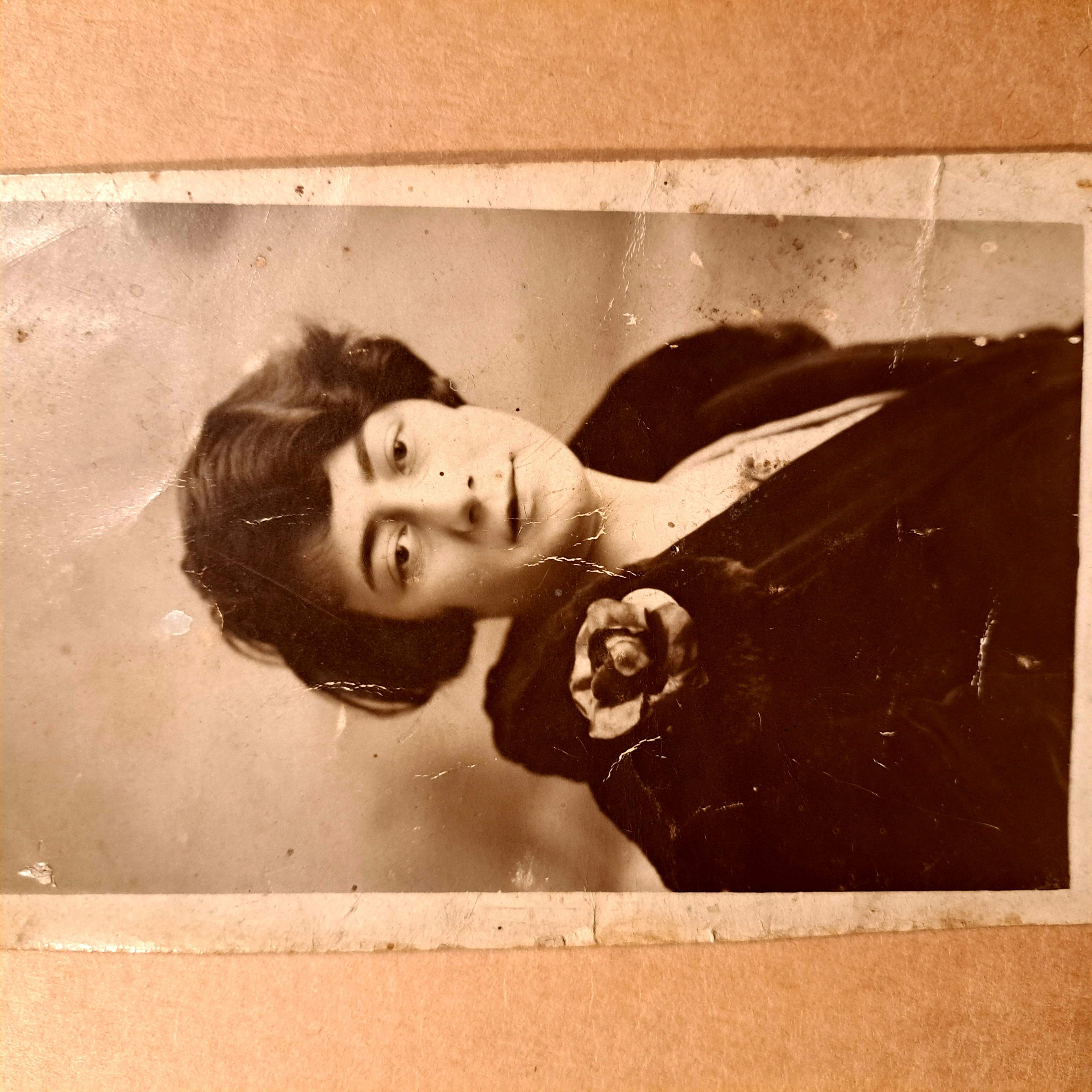 Greta Morpurgo-Dingsdag, 1927