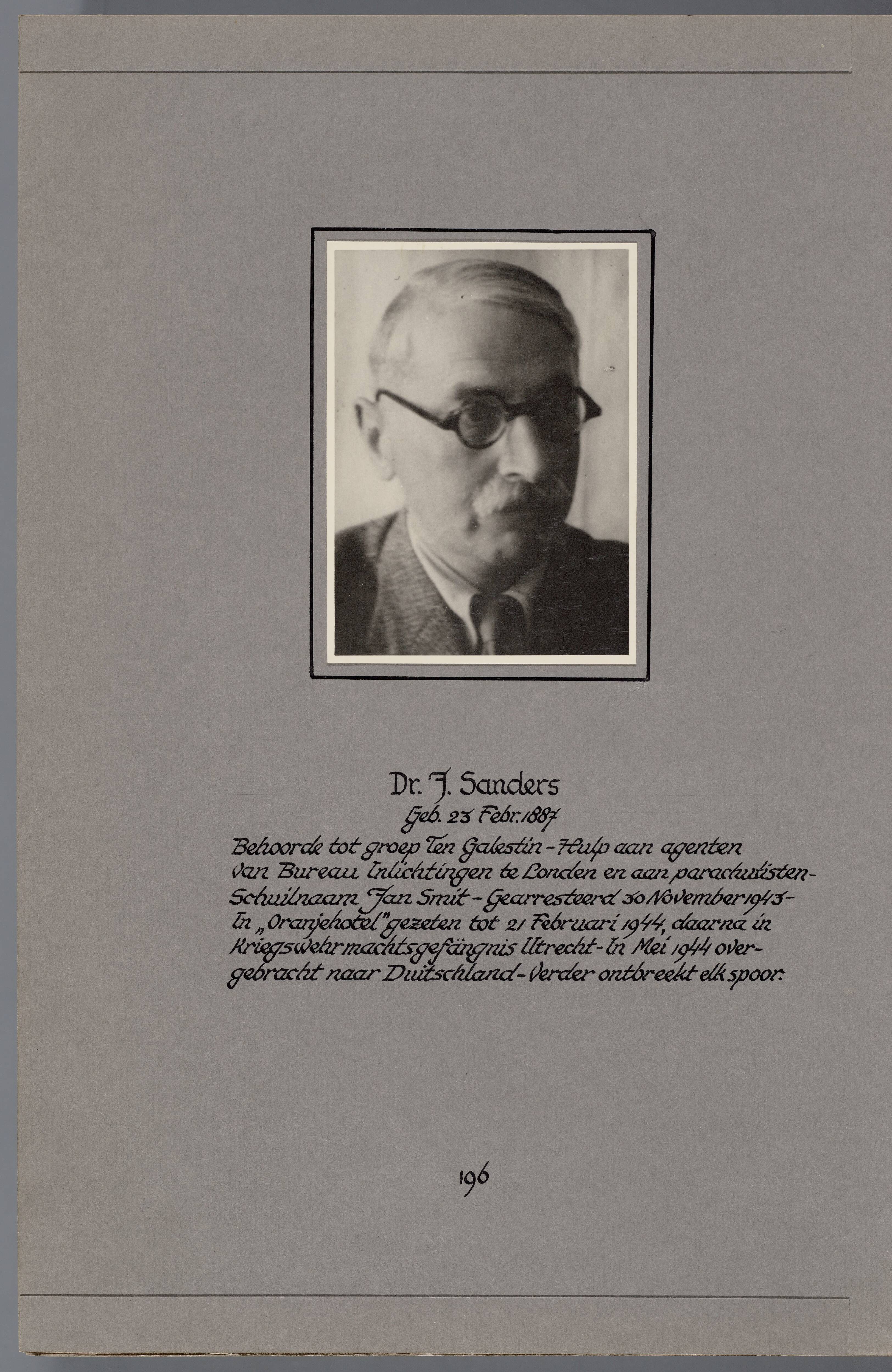 Stichting Oranjehotel: Doodenboeken J Sanders