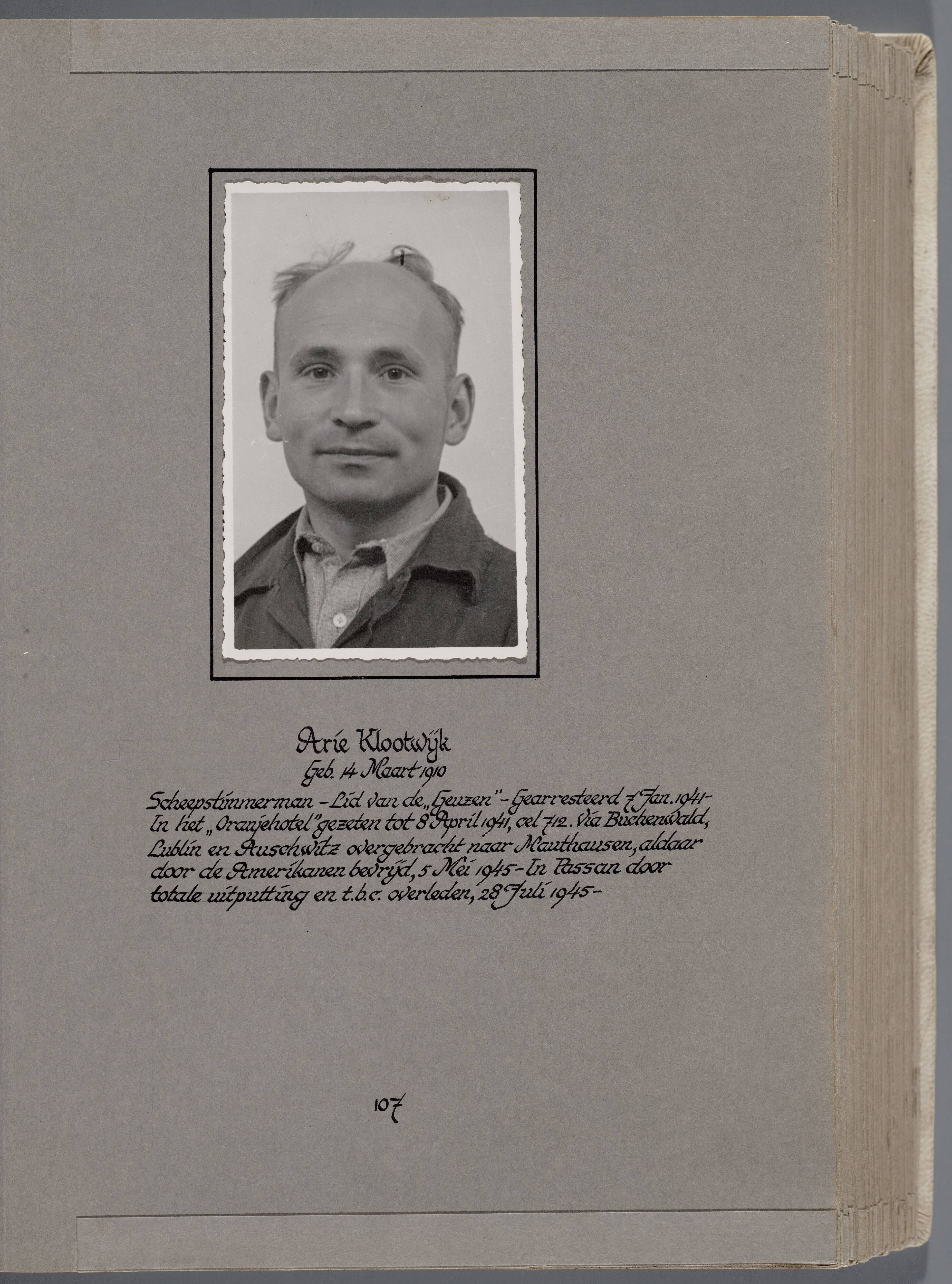 Stichting Oranjehotel: Doodenboeken Arie Klootwijk