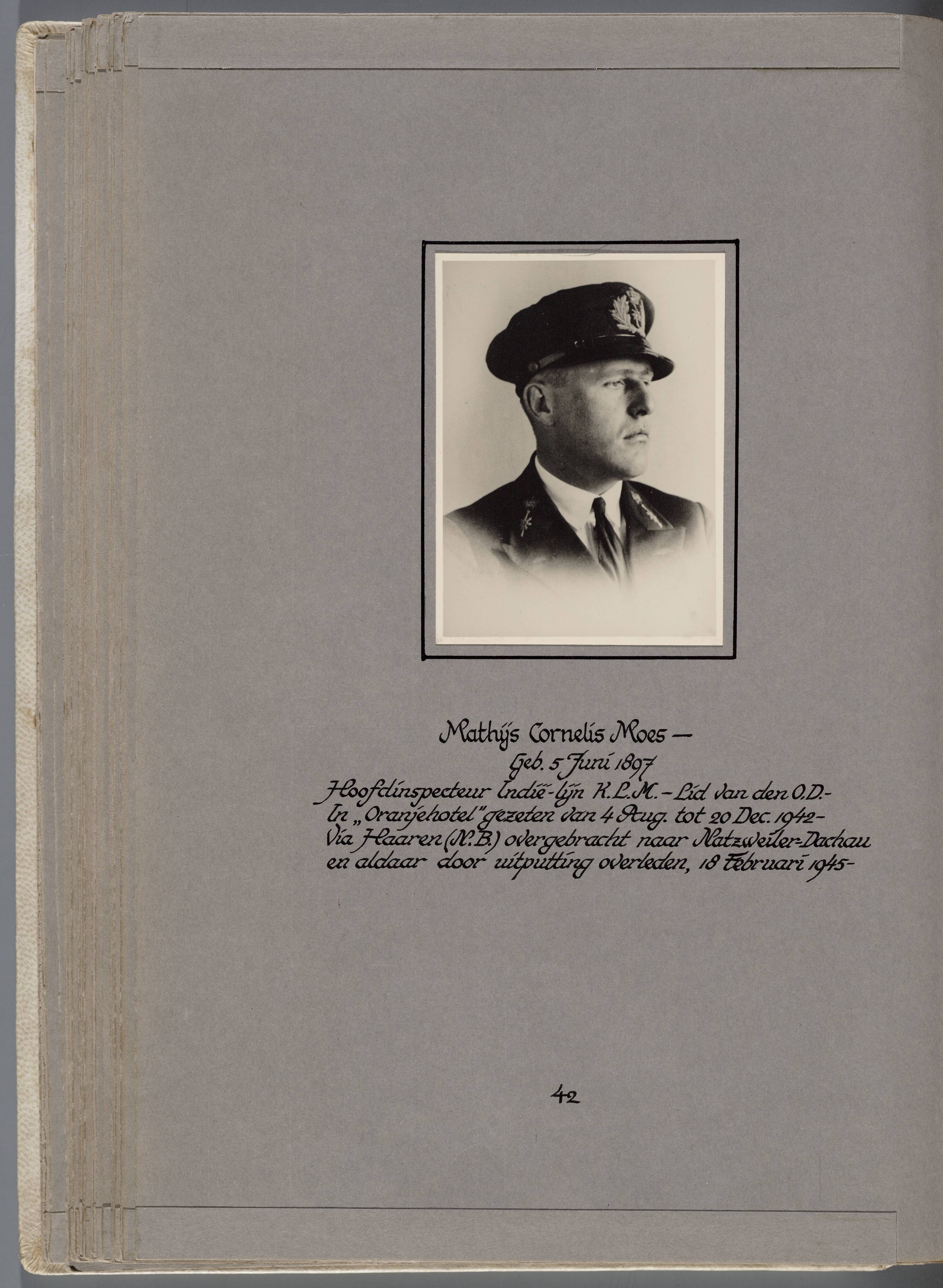 Stichting Oranjehotel: Doodenboeken Mathijs Cornelis Moes