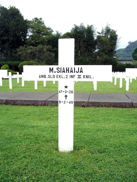 Afbeelding van graf of monument van M. Siahaija