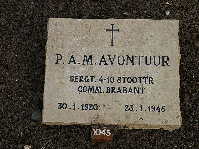 Afbeelding van graf of monument van Petrus Antonius Marie Avontuur