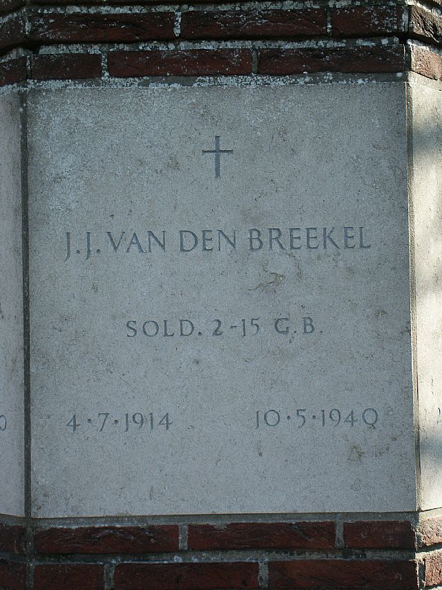 Afbeelding van graf of monument van Joseph Johannes van den Breekel