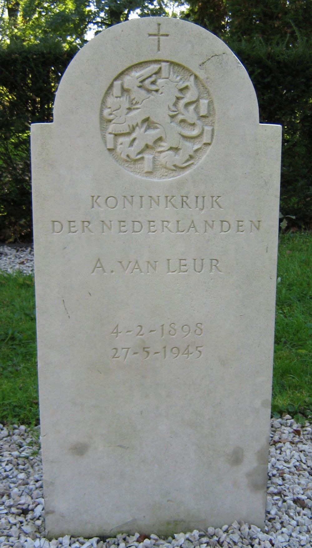 Afbeelding van graf of monument van Aaldert van Leur