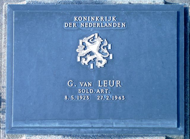 Afbeelding van graf of monument van Gerard van Leur