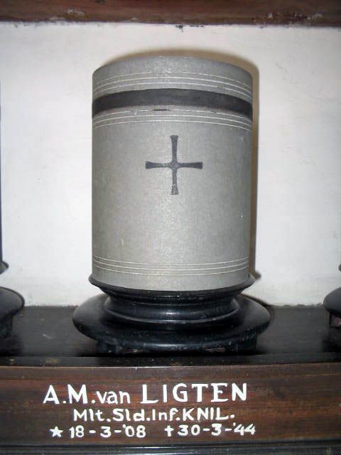 Afbeelding van graf of monument van Albert Merie van Ligten