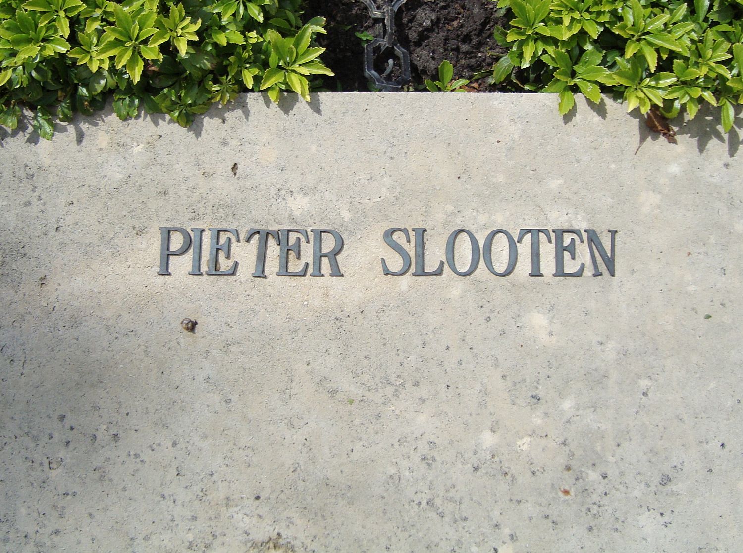 Afbeelding van graf of monument van Pieter Slooten