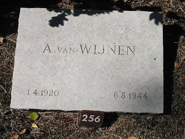 Afbeelding van graf of monument van Abraham van Wijnen