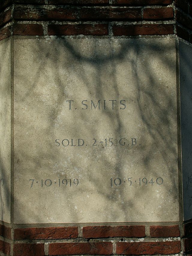 Afbeelding van graf of monument van Theunis Smits