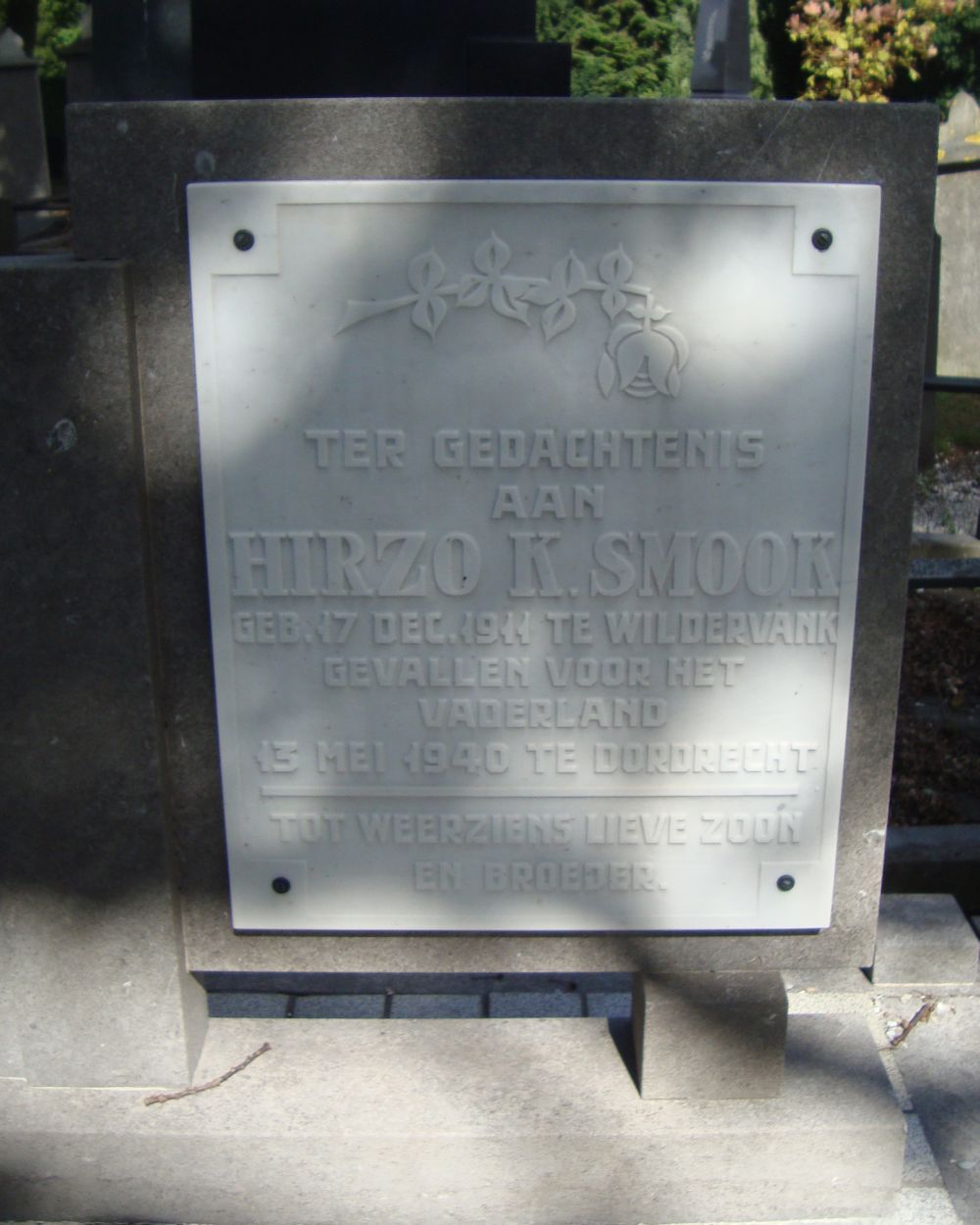 Afbeelding van graf of monument van Hirzo Klaas Smook