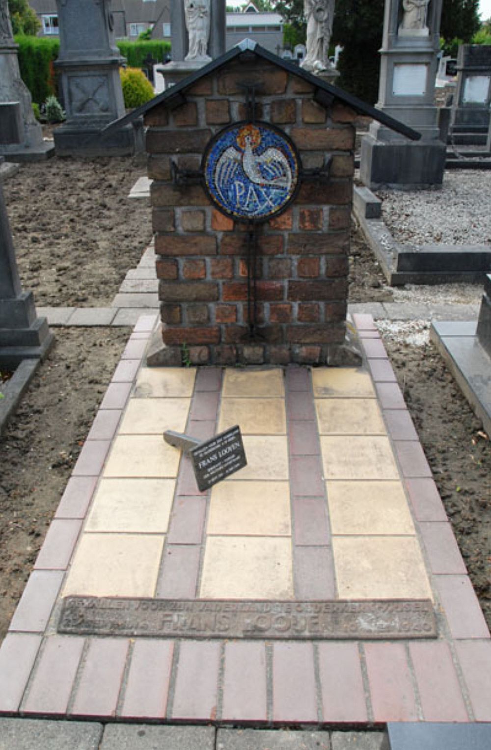 Afbeelding van graf of monument van Franciscus Cornelis Henricus Looijen