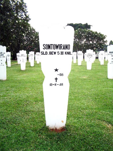 Afbeelding van graf of monument van Sontowirano