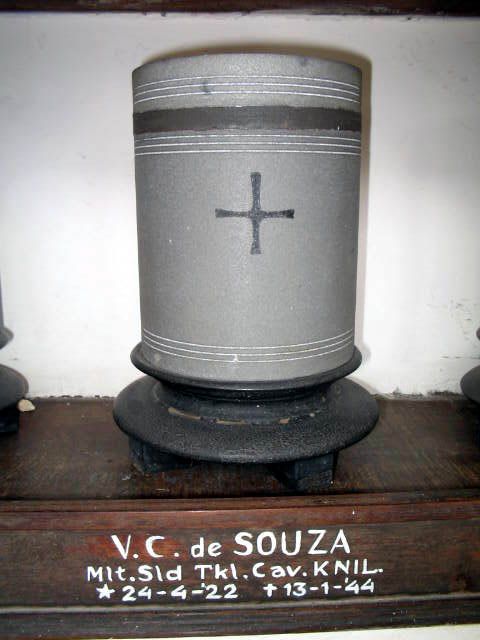 Afbeelding van graf of monument van Victor Charles de Souza
