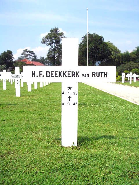 Afbeelding van graf of monument van Hendrik Frederik Beekkerk van Ruth