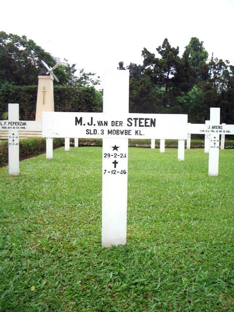 Afbeelding van graf of monument van Marinus Josephus van der Steen