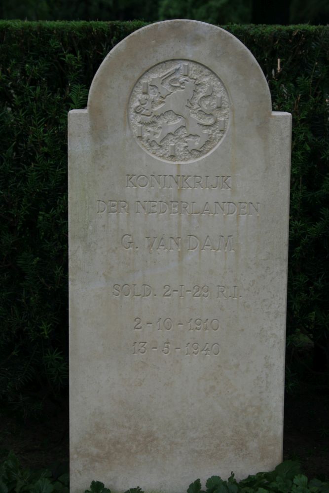 Afbeelding van graf of monument van Gerrit van Dam