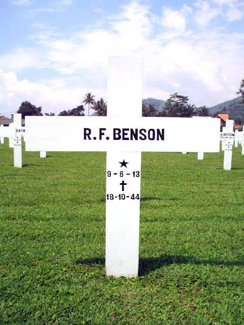 Afbeelding van graf of monument van Robert Forster Benson
