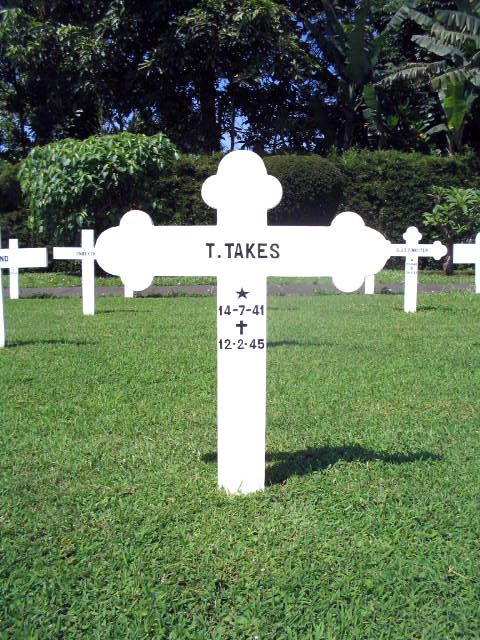 Afbeelding van graf of monument van Tine Takes