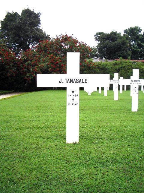 Afbeelding van graf of monument van J. Tanasale