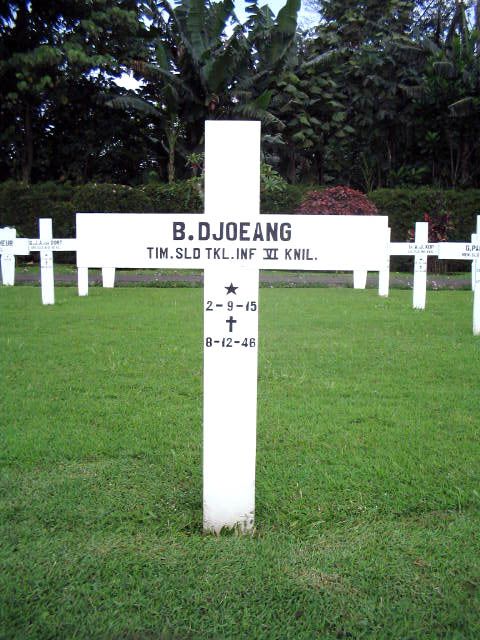 Afbeelding van graf of monument van B. Djoeang