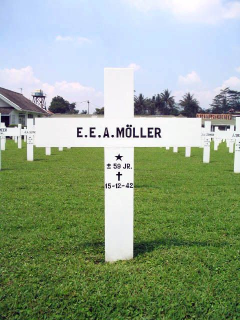 Afbeelding van graf of monument van Eduard Emilie Andries Möller