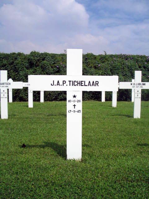 Afbeelding van graf of monument van Jeanette Antonia Pauline Tichelaar