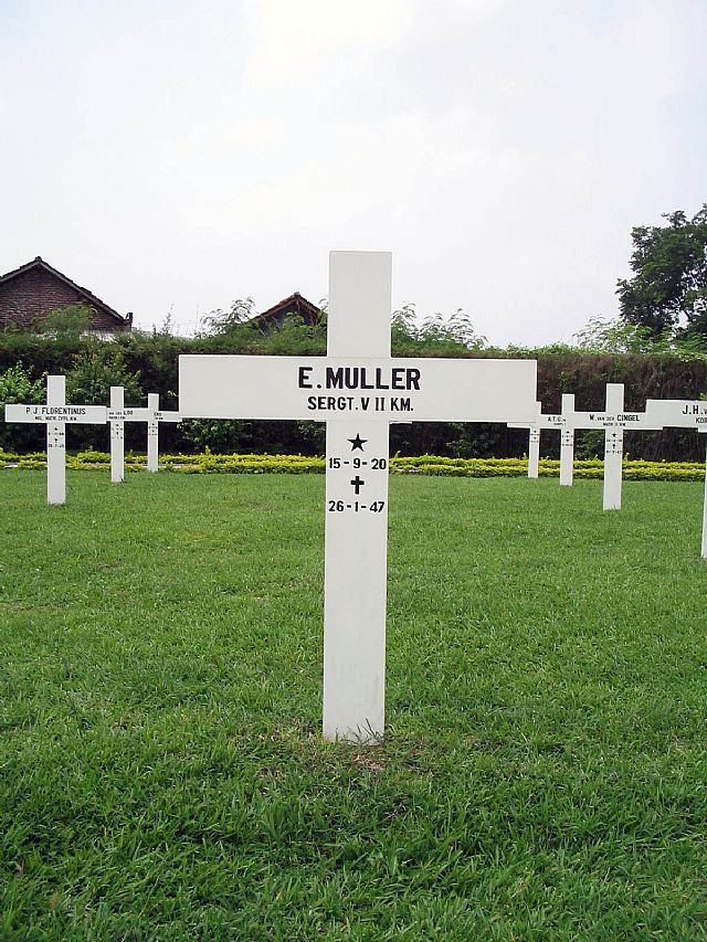 Afbeelding van graf of monument van Eugène Muller