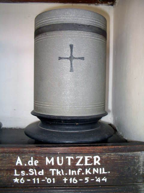 Afbeelding van graf of monument van Adrianus de Mutzer