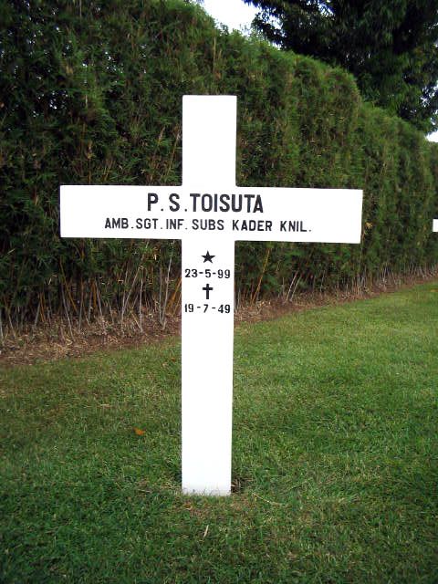 Afbeelding van graf of monument van Pieter Simon Toisuta