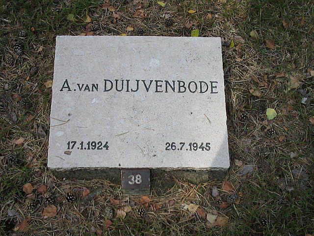 Afbeelding van graf of monument van Arris van Duijvenbode