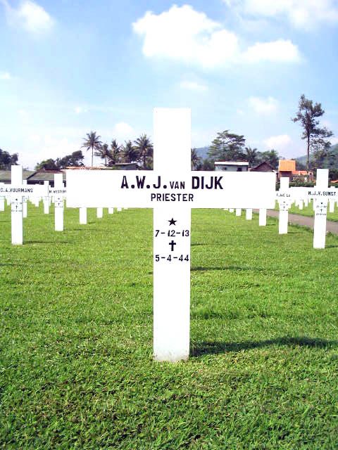 Afbeelding van graf of monument van Antonius Waltherus Josephus van Dijk