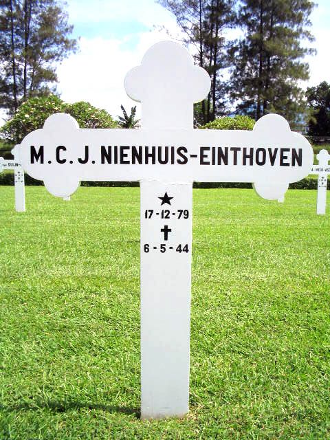 nienhuis einthoven.m.c.j.2004.JPG