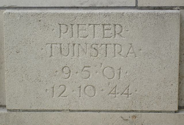 Afbeelding van graf of monument van Pieter Tuinstra