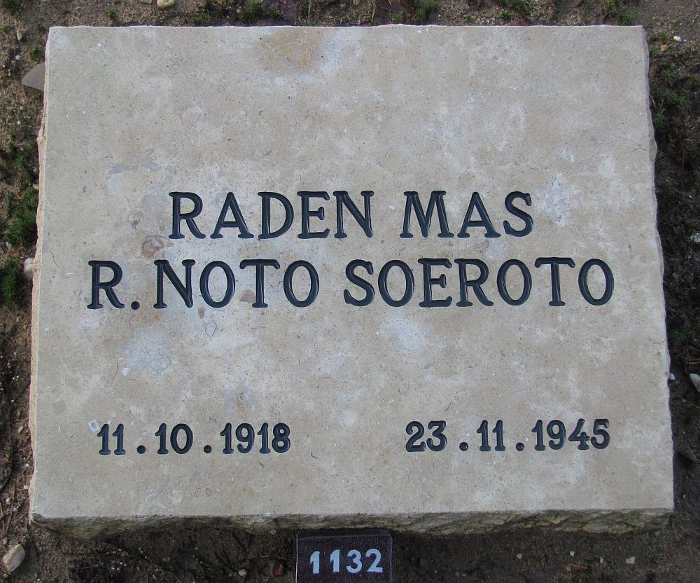Afbeelding van graf of monument van Rawindro Noto Soeroto