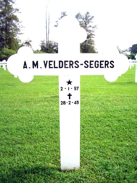 velders segers.a.m.2004.JPG
