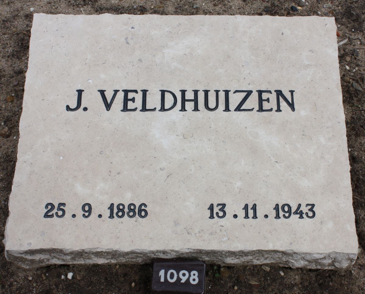 Afbeelding van graf of monument van Jan Veldhuizen