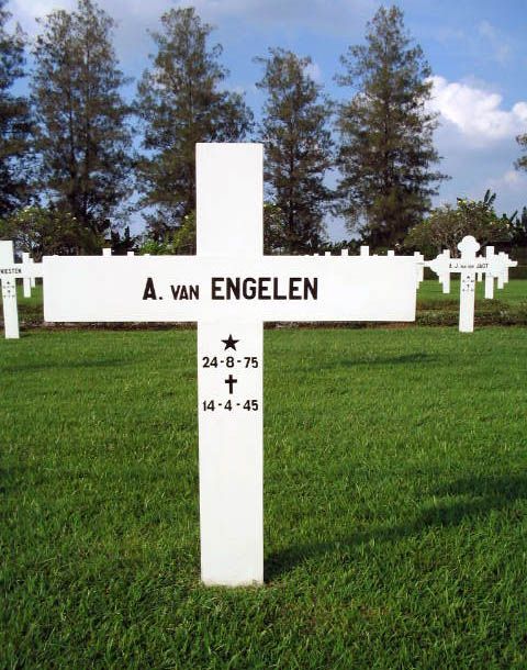 Afbeelding van graf of monument van Adrianus van Engelen