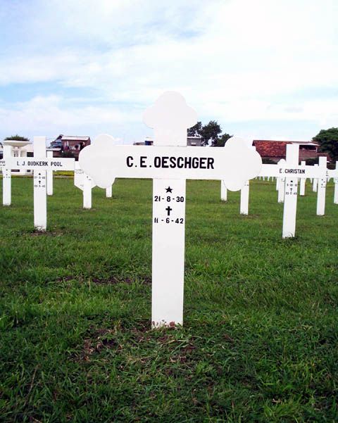Afbeelding van graf of monument van Cornelis Emmy Oeschger