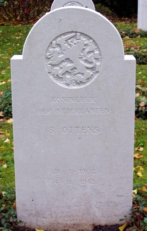 Afbeelding van graf of monument van Simon Ottens