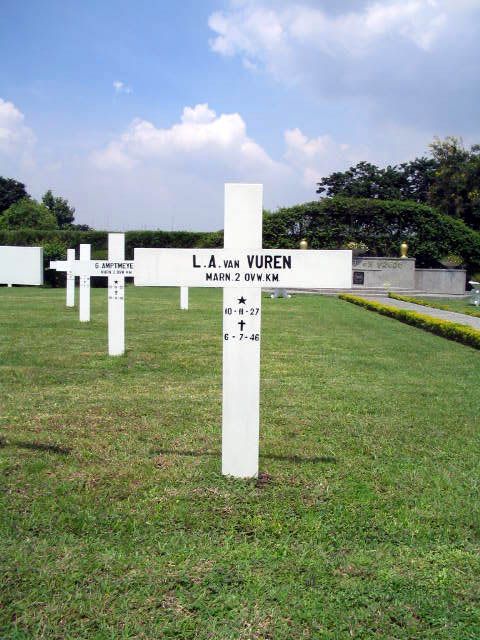 Afbeelding van graf of monument van Lucas Adrianus van Vuren