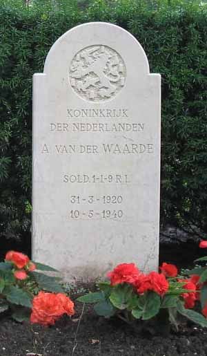 Afbeelding van graf of monument van Arend van der Waarde