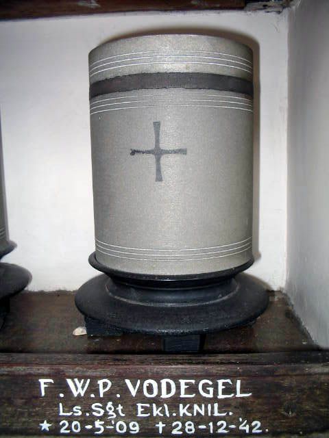 Afbeelding van graf of monument van Frederik Willem Paul Vodegel