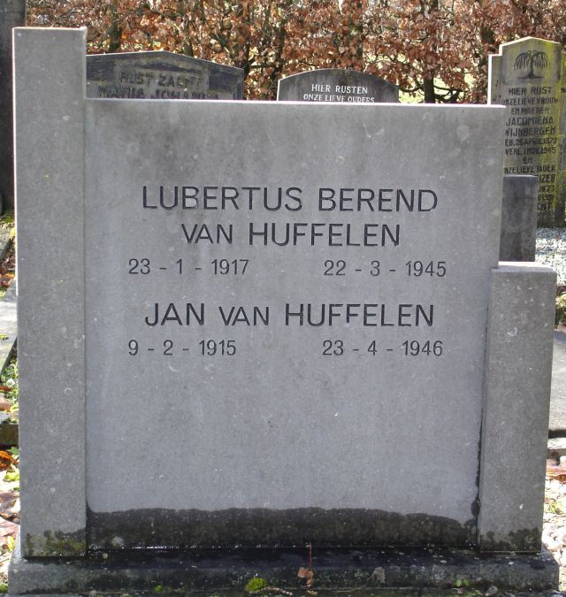 Afbeelding van graf of monument van Lubertus Berend van Huffelen