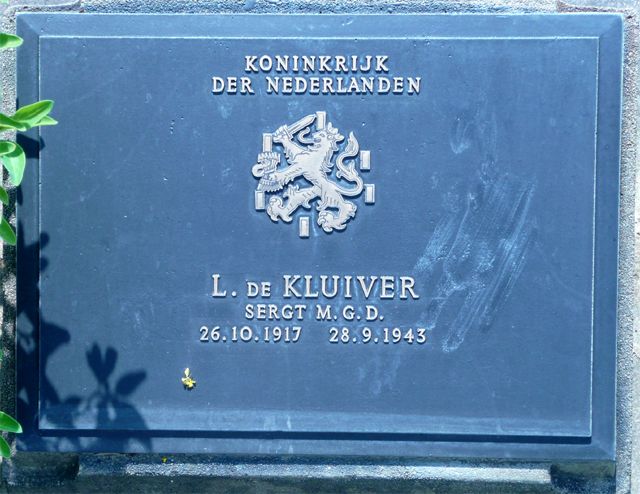 Afbeelding van graf of monument van Leendert de Kluiver