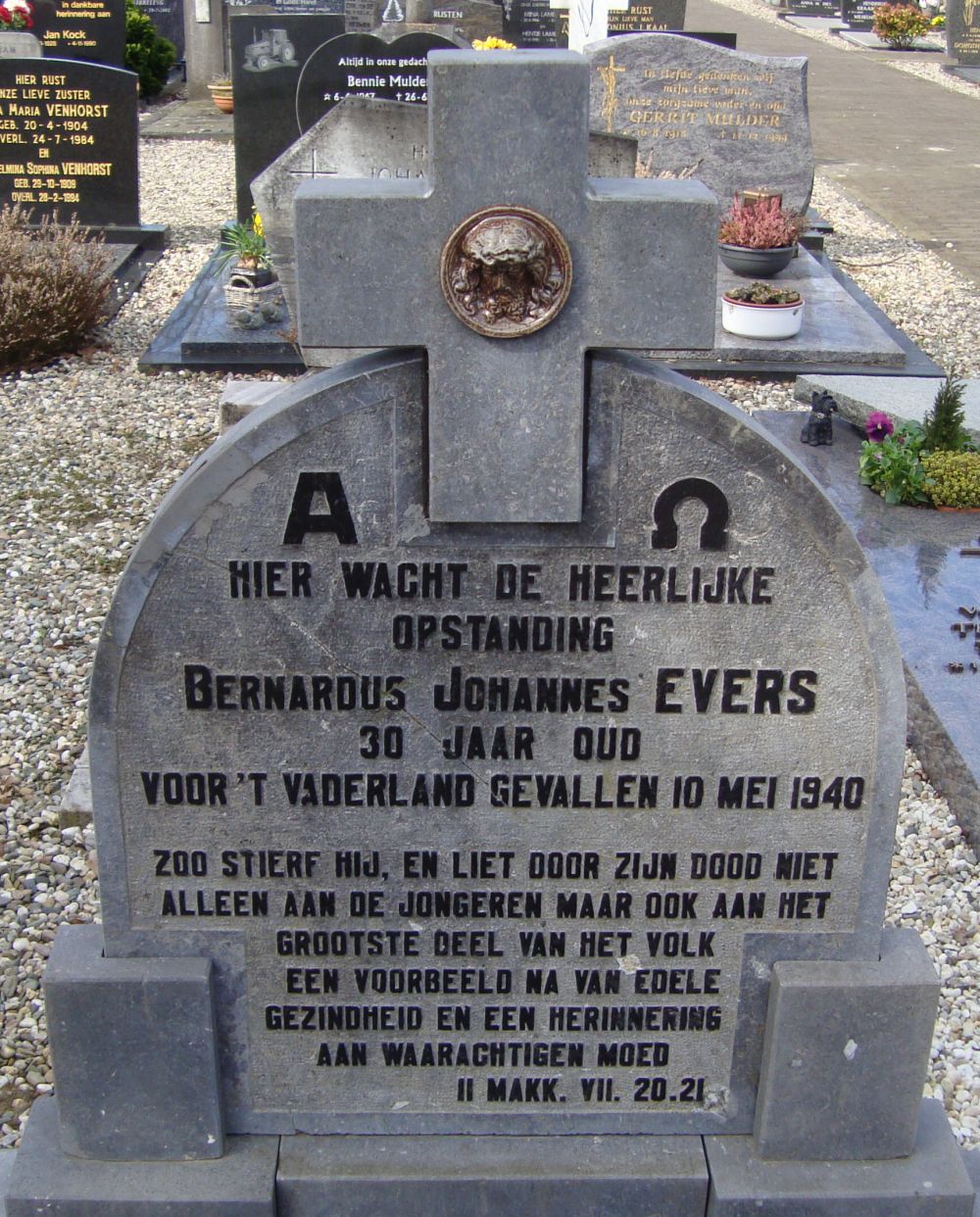 Afbeelding van graf of monument van Bernardus Johannes Evers