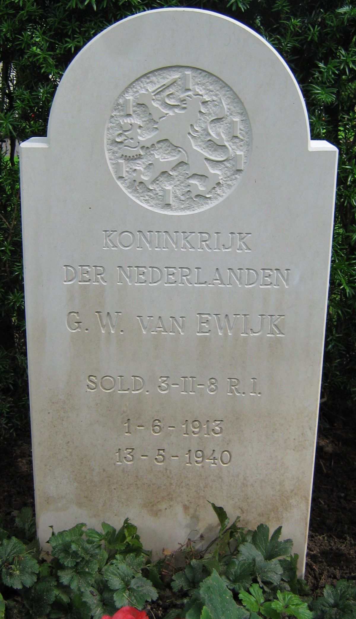 Afbeelding van graf of monument van Gerrit Willem van Ewijk